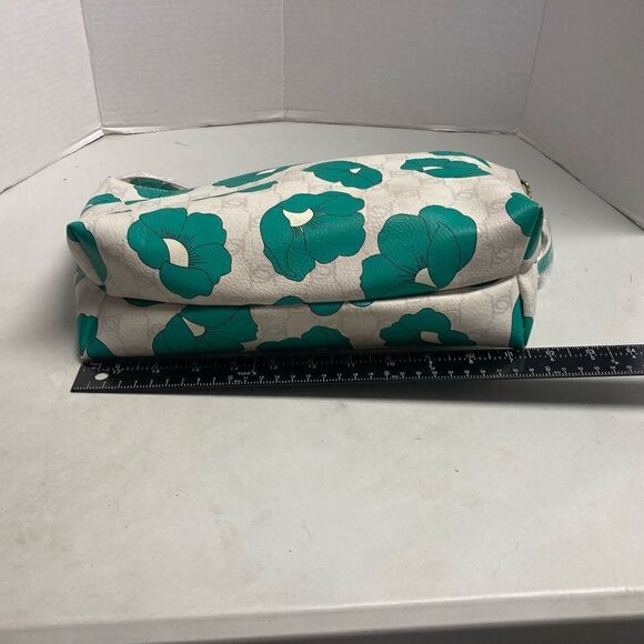 BEBE Los Angeles Pippa Poppy Green & White satchel - Picture 6 of 12